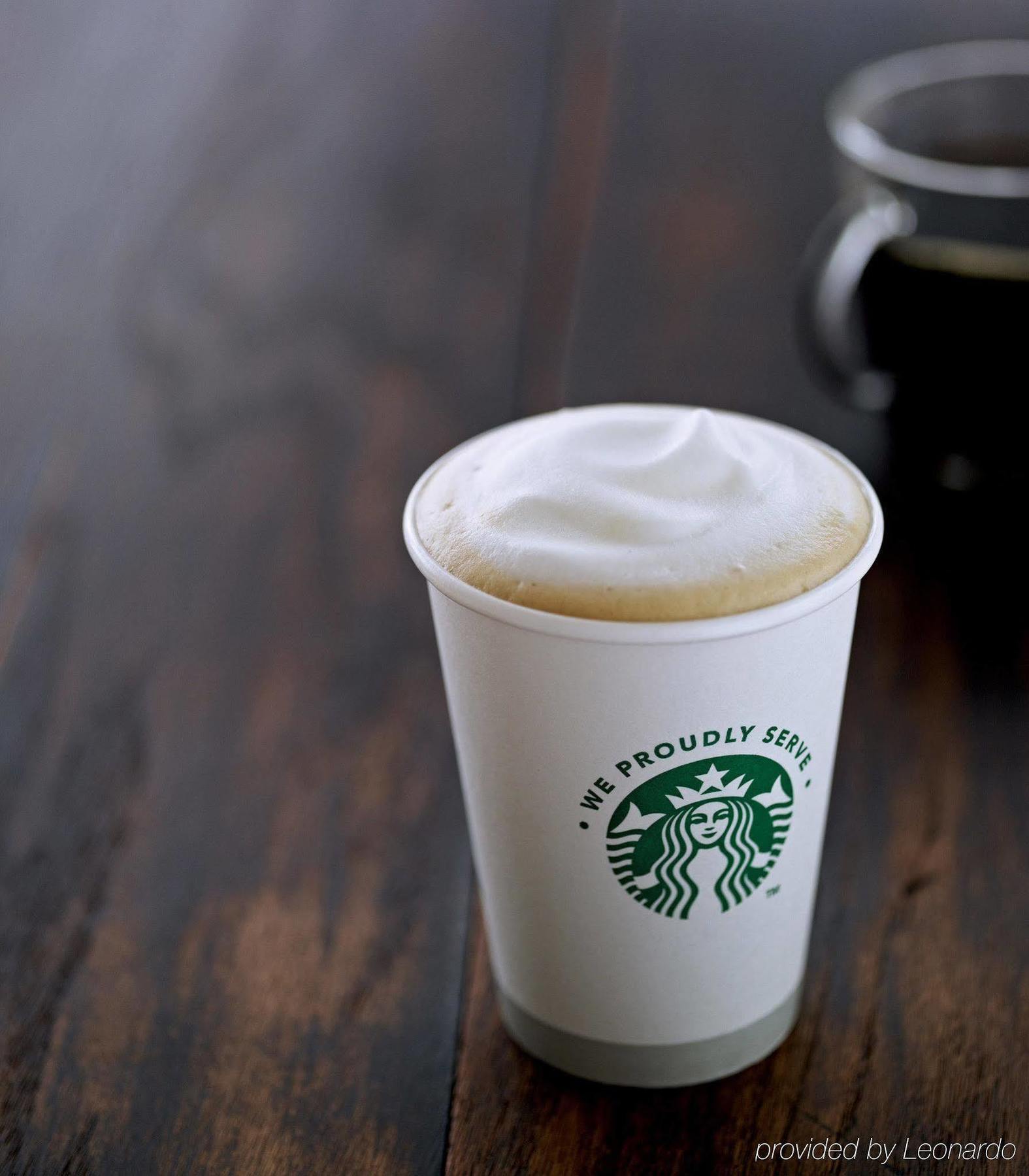 ホテル コートヤード オクラホマシティ エアポート エクステリア 写真